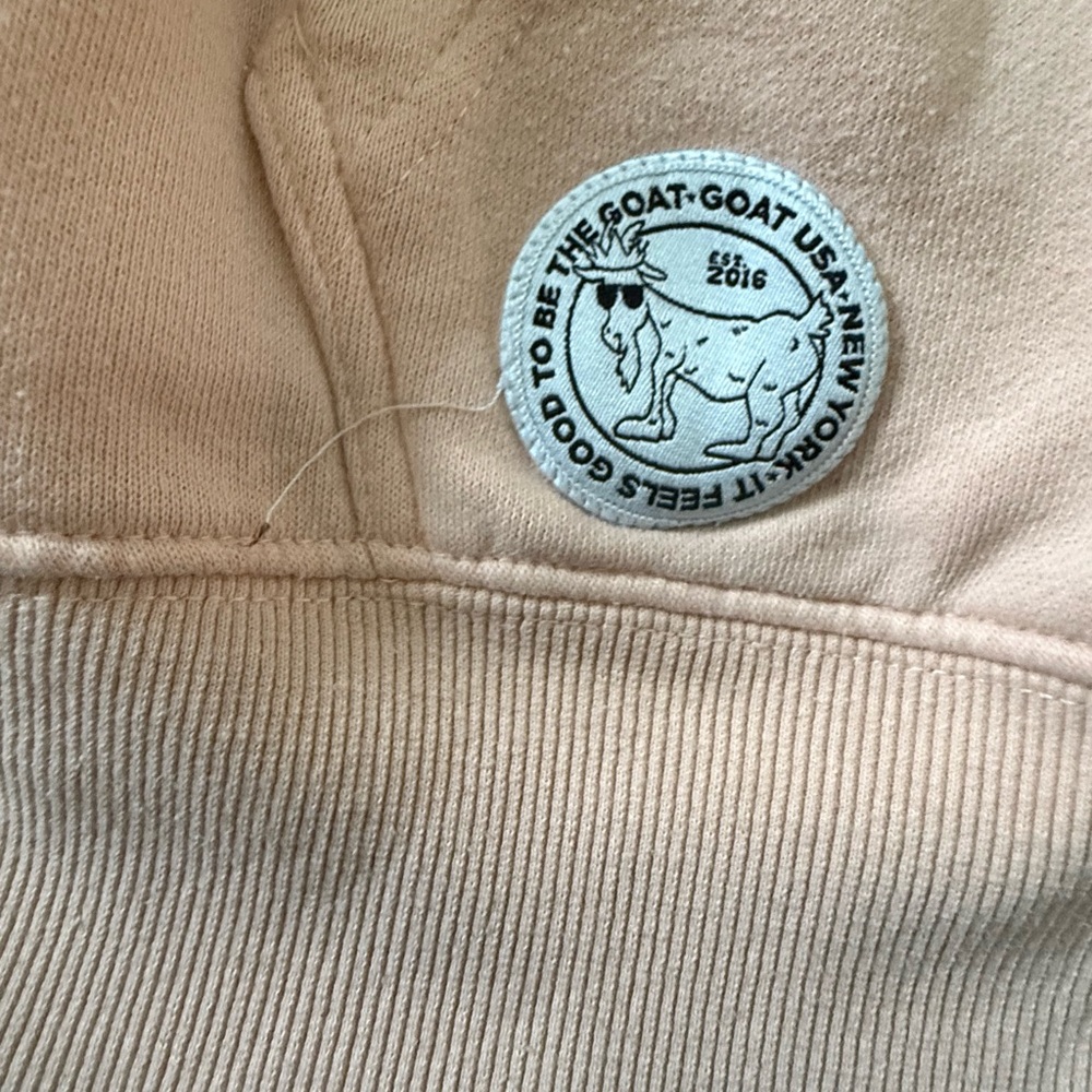 Boys GOAT sweatshirt (peach) size xsmall - Picture 3 of 5